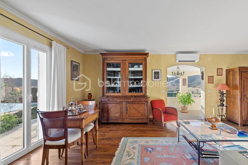 Villa - 180 m² - 6 pièces