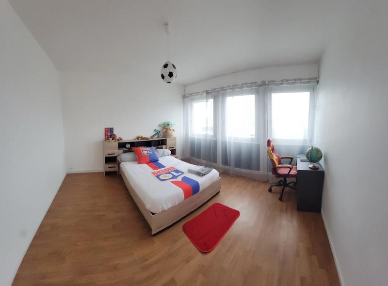 Appartement - 103 m² - 5 pièces