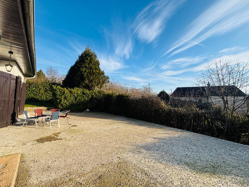 Maison - 102 m² - 4 pièces