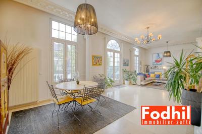 Maison - 138 m² - 5 pièces