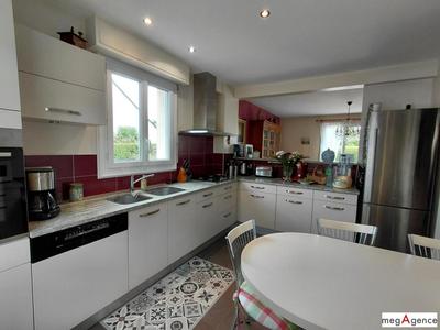 Maison - 127 m² - 6 pièces