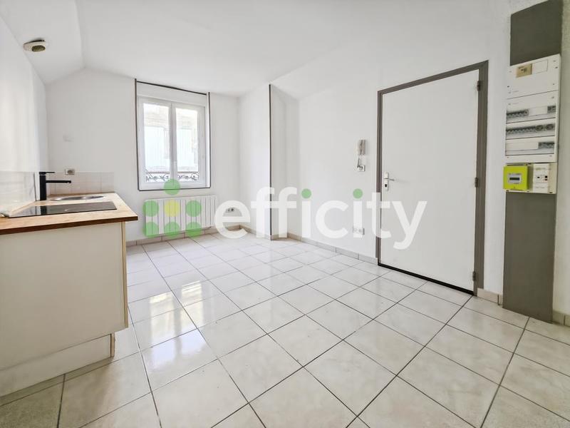 Appartement ancien - 28 m² - 2 pièces