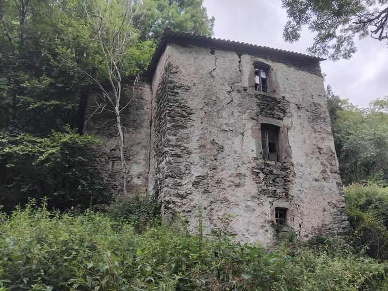 Terrain - 225 742 m²