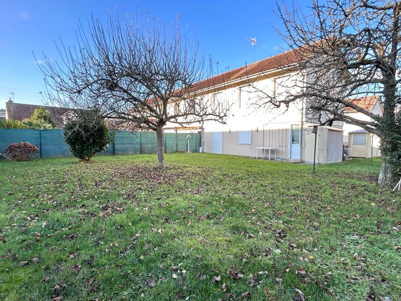 Maison - 95 m² - 4 pièces