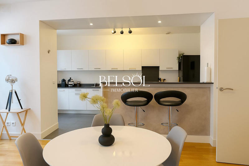 Appartement - 97 m² - 3 pièces