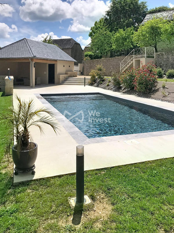 Maison traditionnelle - 183 m² - 6 pièces