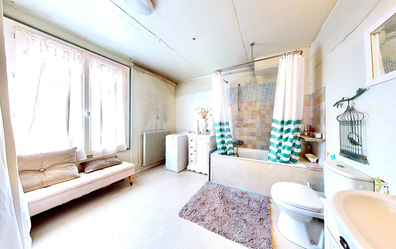 Maison - 193 m² - 7 pièces