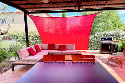 Maison - 194 m² - 5 pièces