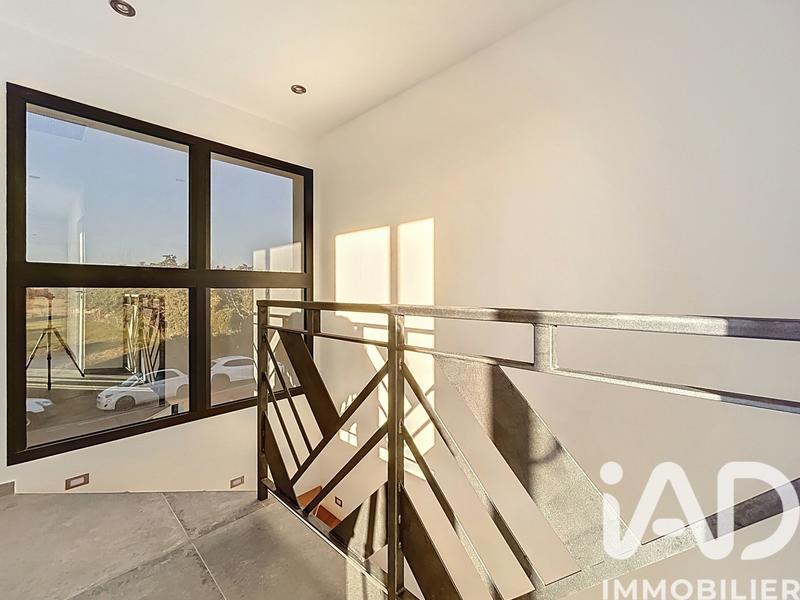 Maison - 147 m² - 5 pièces