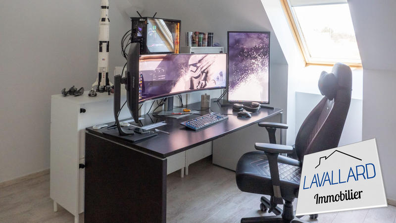 Maison - 175 m² - 9 pièces