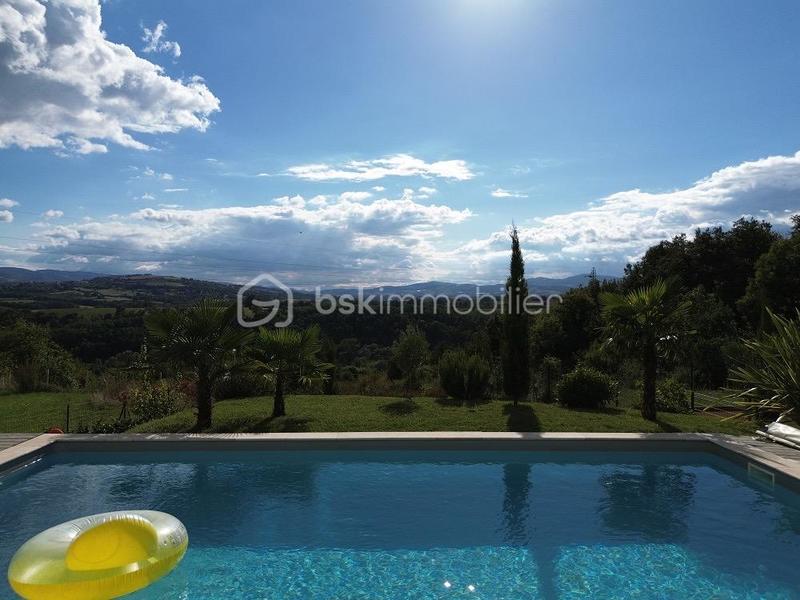 Villa - 147 m² - 6 pièces