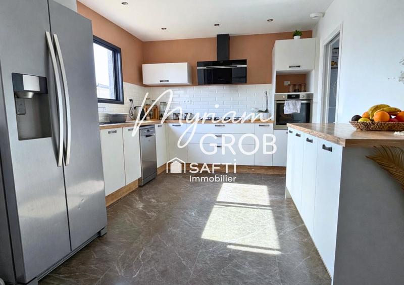 Maison - 115 m² - 5 pièces