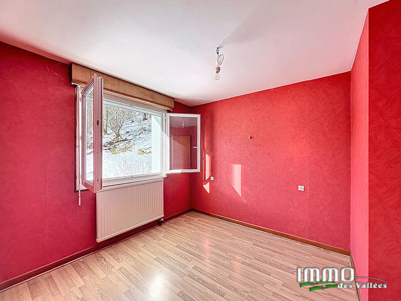 Maison - 181 m² - 7 pièces
