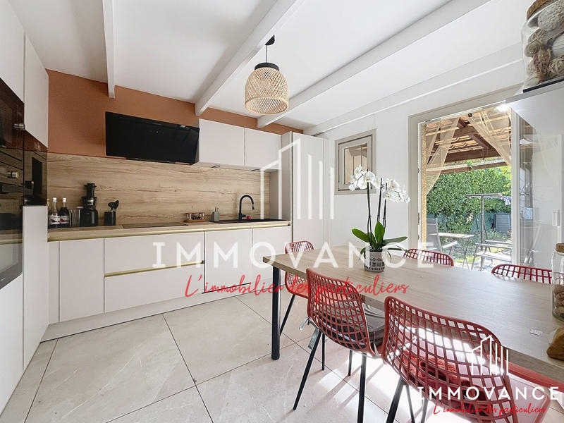 Maison traditionnelle - 105 m² - 5 pièces