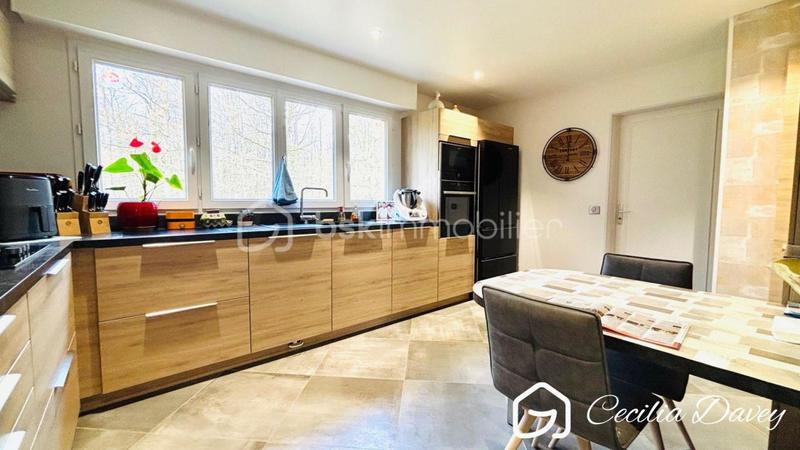 Maison d'architecte - 160 m² - 8 pièces