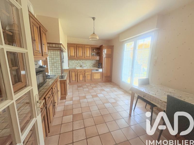 Maison - 140 m² - 6 pièces