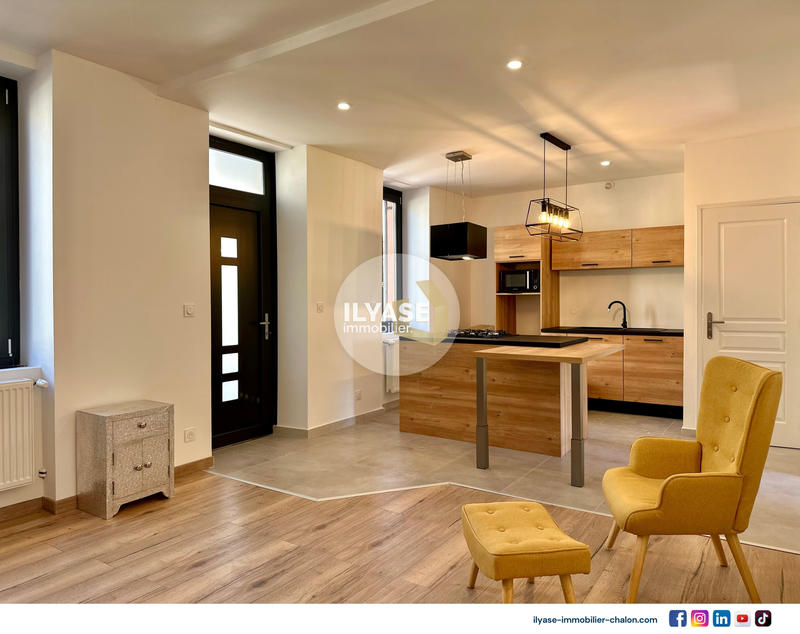 Maison - 95 m² - 4 pièces