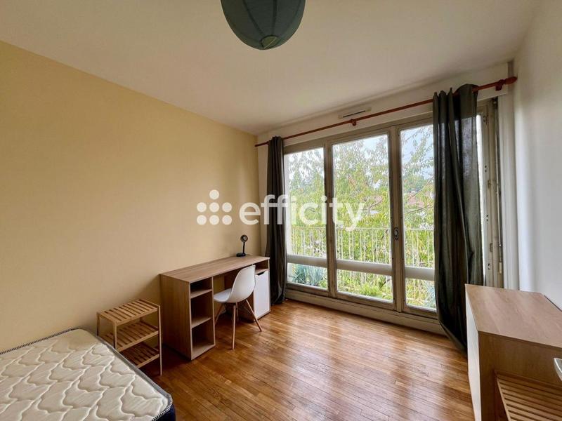 Maison - 140 m² - 9 pièces