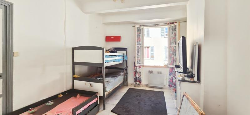 Appartement - 80 m² - 3 pièces