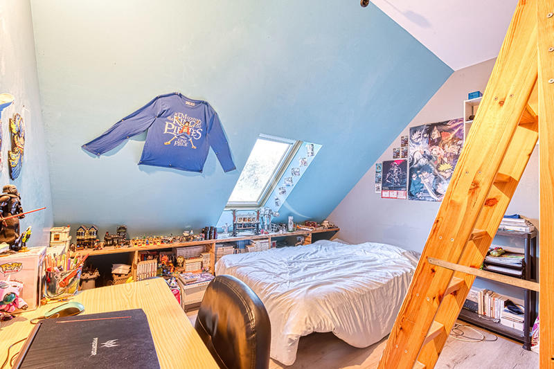 Maison - 126 m² - 8 pièces