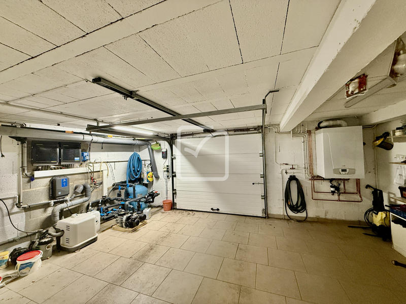 Maison - 150 m² - 7 pièces