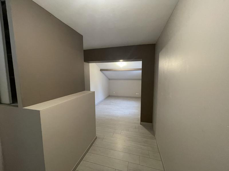 Maison - 80 m² - 3 pièces