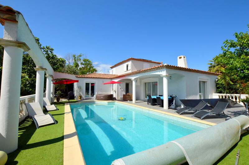 Maison - 182 m² - 7 pièces