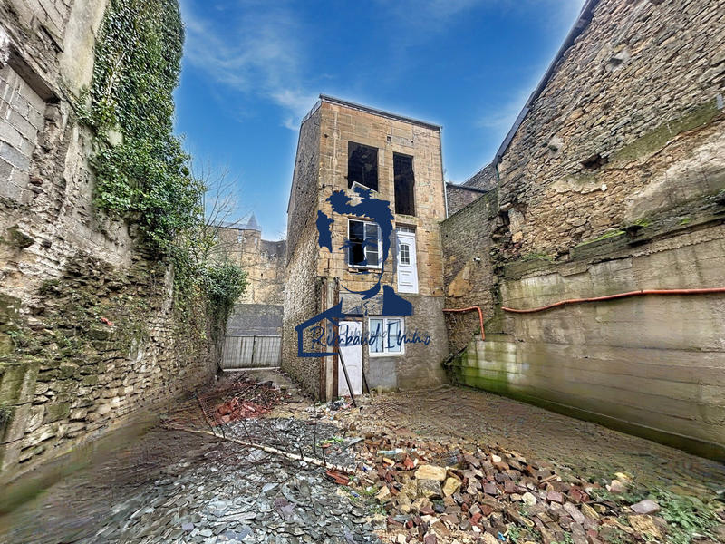 Maison ancienne - 90 m² - 1 pièce