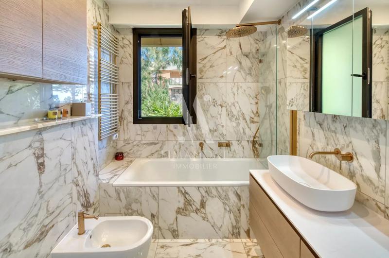 Appartement - 96 m² - 4 pièces