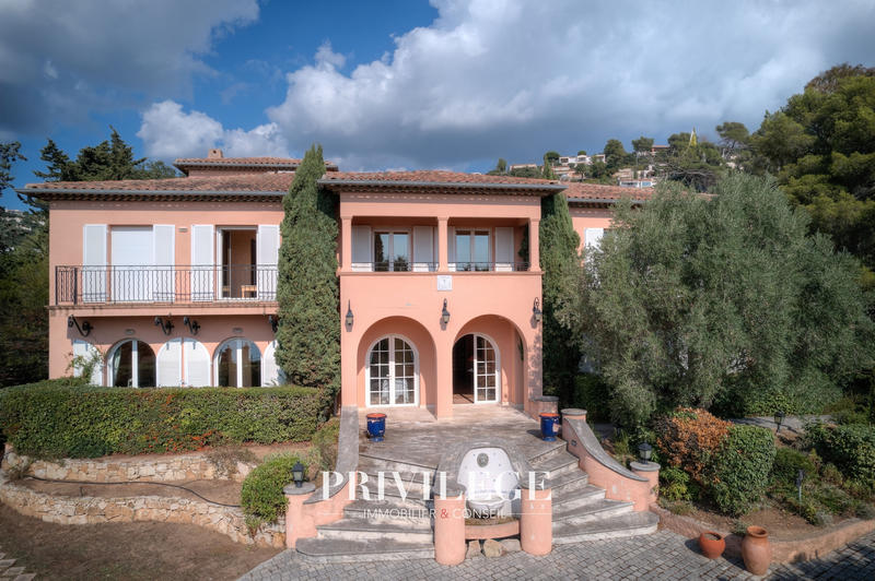 Bastide - 775 m² - 11 pièces