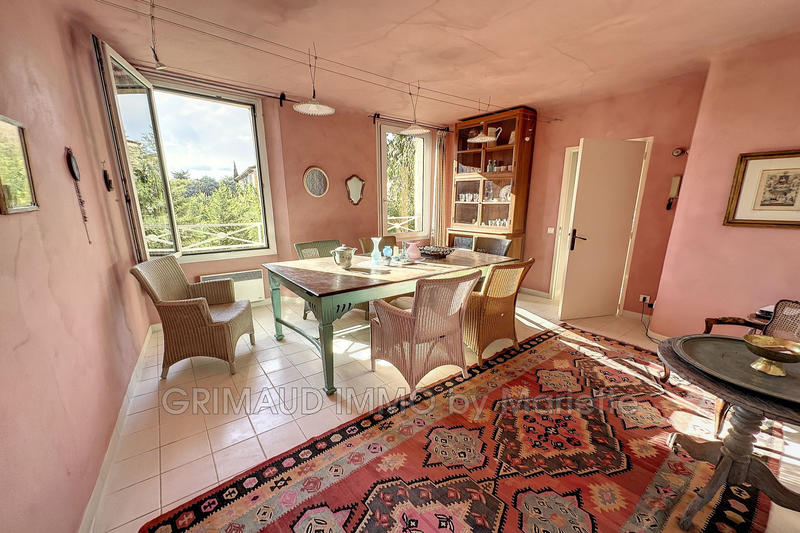 Maison de village - 300 m² - 9 pièces