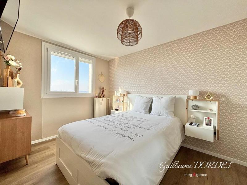 Appartement - 84 m² - 3 pièces