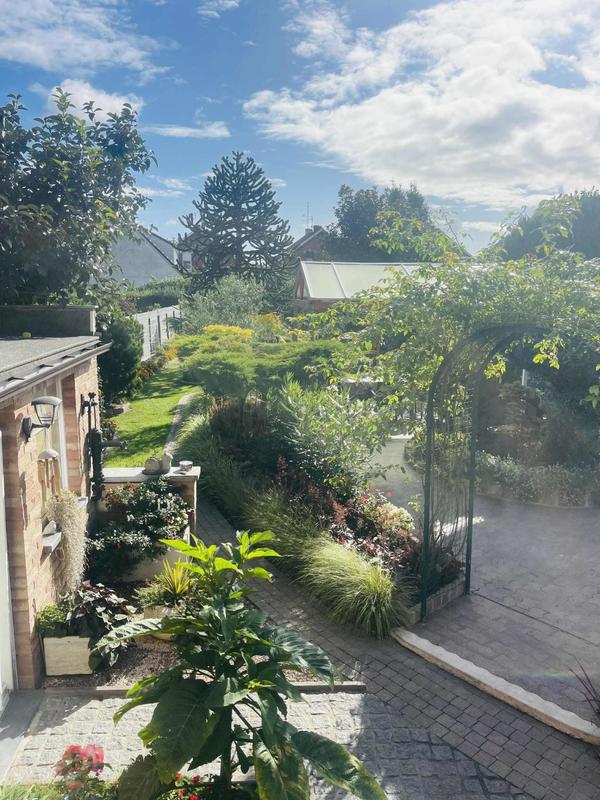 Maison - 130 m² - 8 pièces