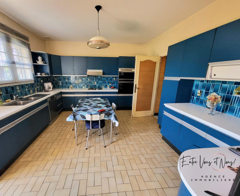 Maison - 167 m² - 6 pièces