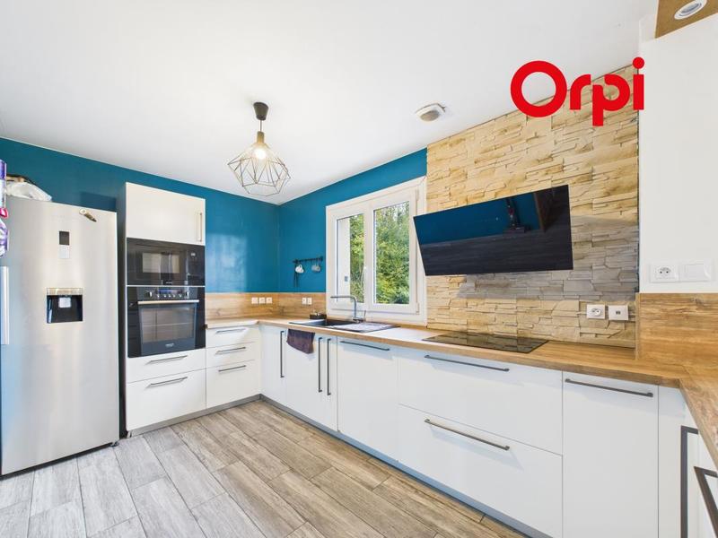 Maison - 92 m² - 4 pièces