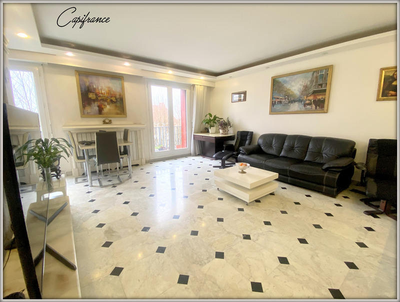 Appartement - 99 m² - 5 pièces