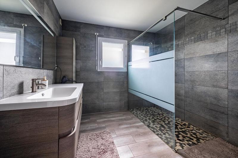 Maison - 169 m² - 8 pièces