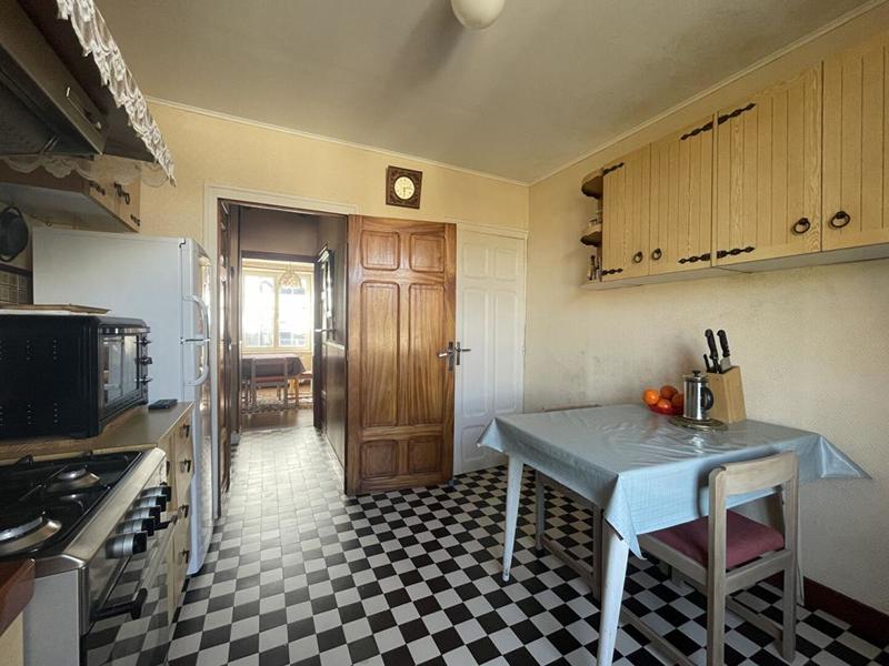 Maison - 94 m² - 5 pièces