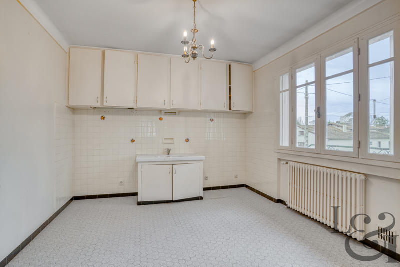 Maison - 169 m² - 7 pièces