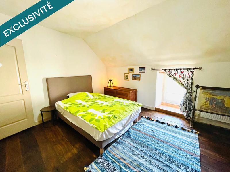 Maison - 215 m² - 8 pièces