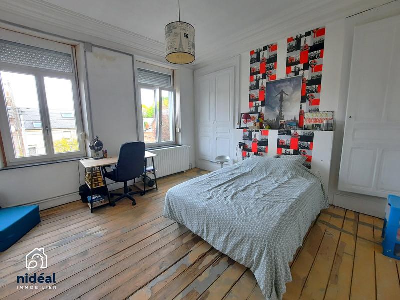 Maison - 173 m² - 7 pièces