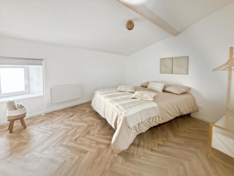 Immeuble - 140 m² - 6 pièces