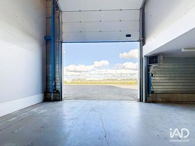 Local commercial - 596 m²