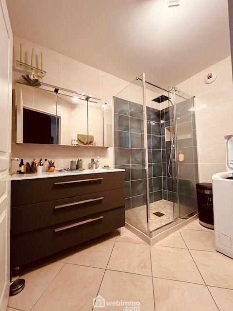 Appartement - 107 m² - 4 pièces