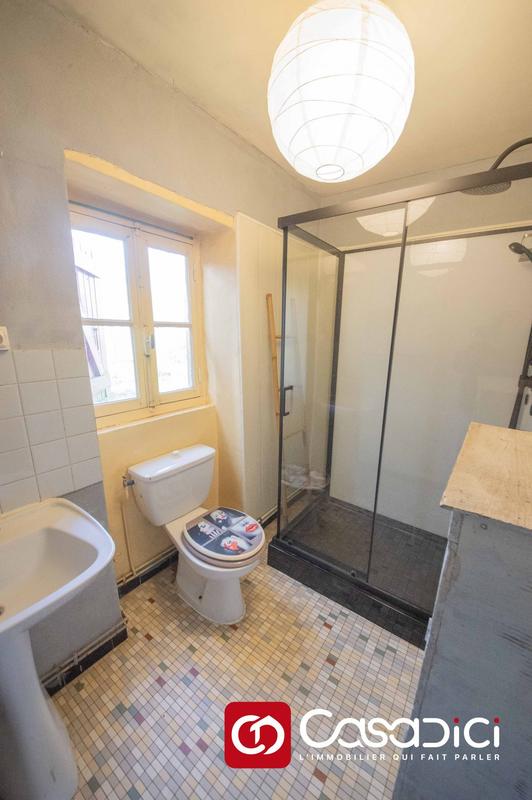 Maison - 101 m² - 5 pièces