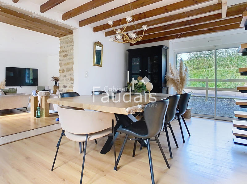 Maison - 135 m² - 7 pièces
