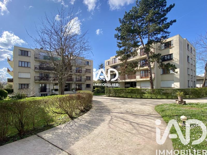 Appartement - 90 m² - 4 pièces