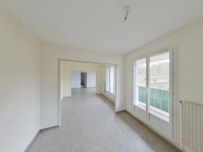 Appartement - 111 m² - 5 pièces