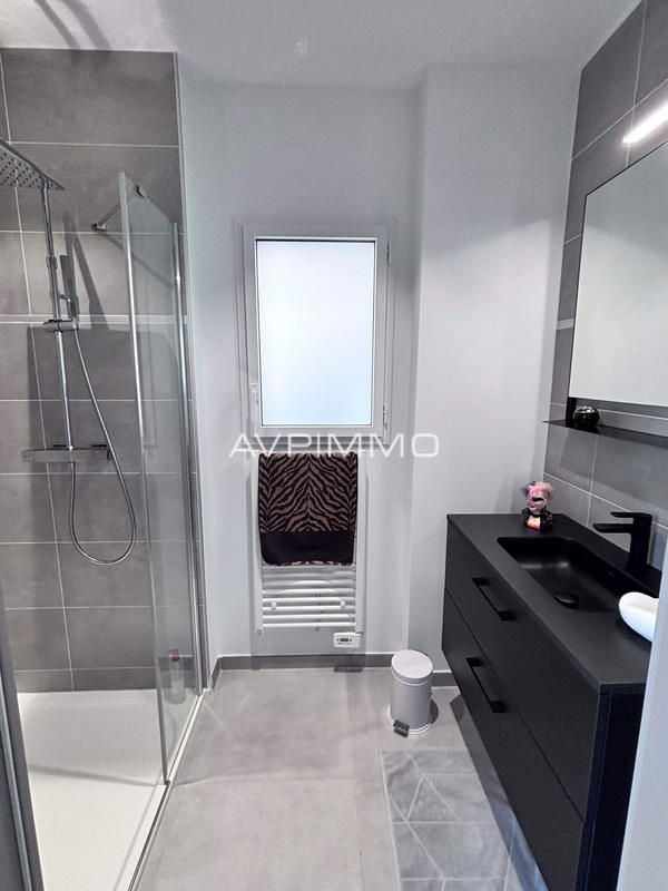 Appartement - 107 m² - 3 pièces