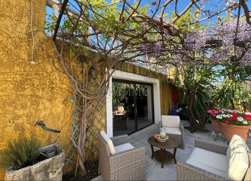 Villa - 167 m² - 8 pièces